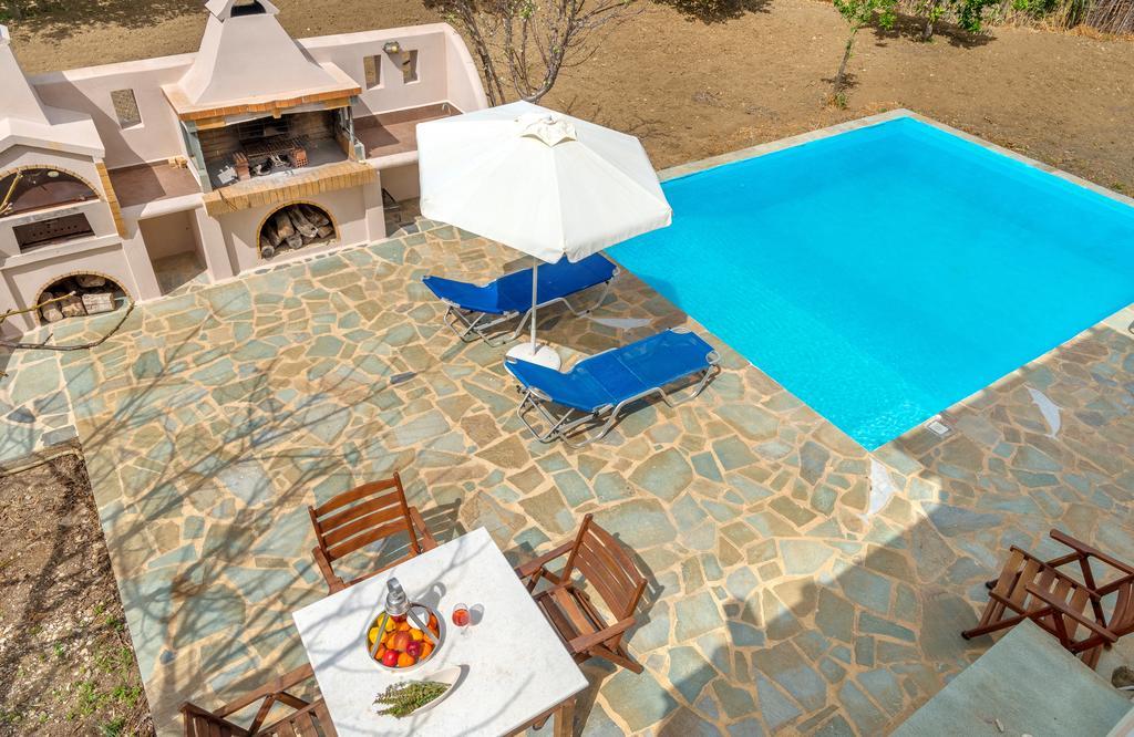 Villa Delona Engaraí エクステリア 写真